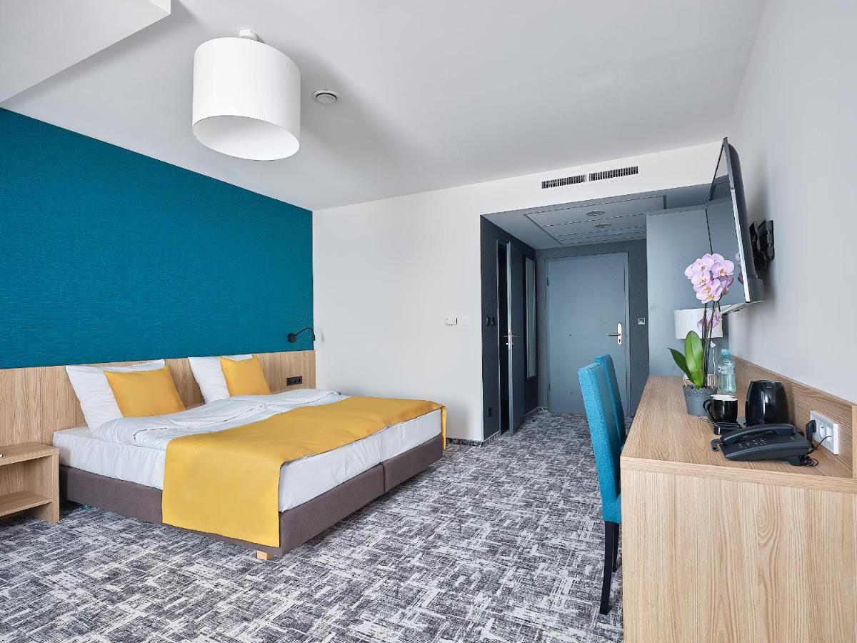 Giebultow  Tennis & Country Club Hotel מראה חיצוני תמונה